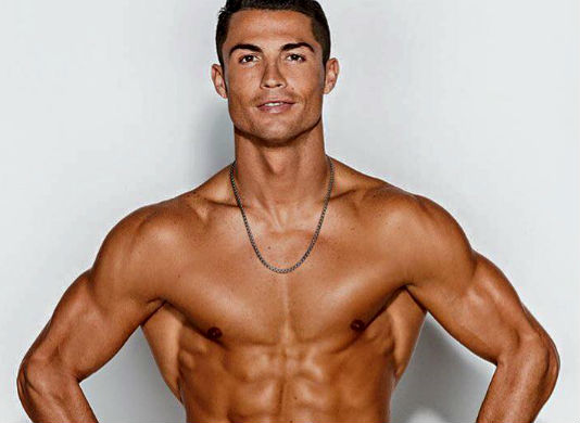 Homem No Espelho - Cristiano Ronaldo - Treino - academia - hipertrofia