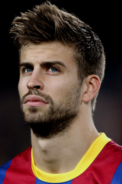 Homem No Espelho - Estilos de barba e cabelo masculinos 2015 - Gerard Piqué