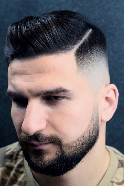 Cabelo masculino com risco - Homem No Espelho